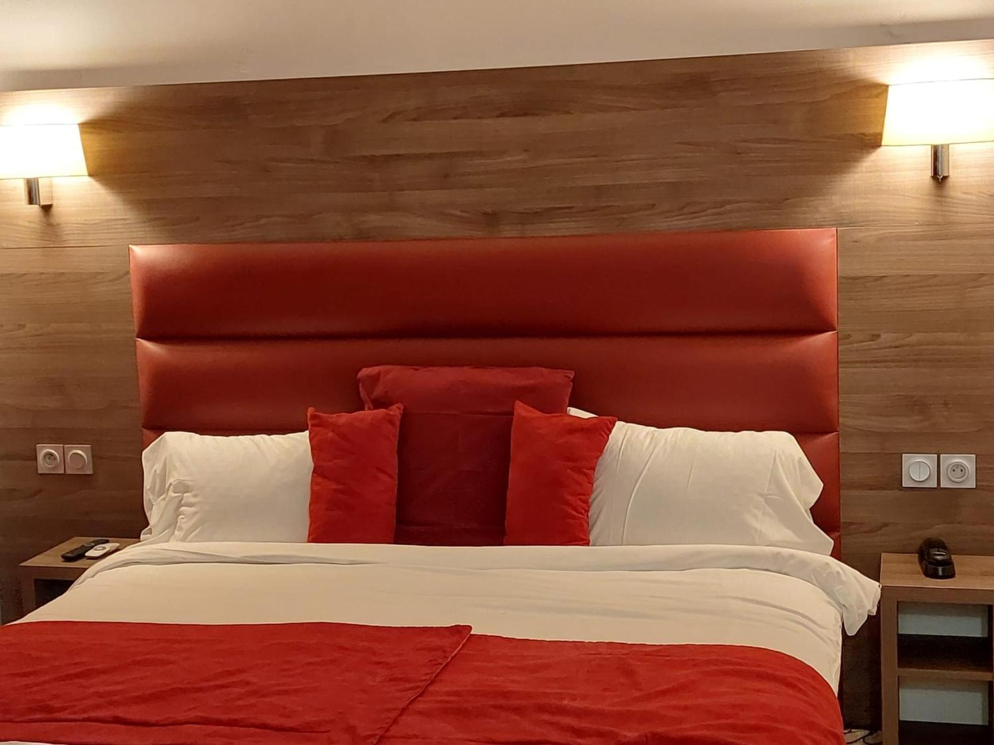 Happy Land Holliday Residential Hotel Epinay-sur-Seine Ngoại thất bức ảnh